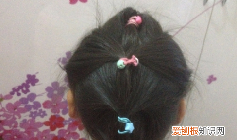 如何给宝宝梳简单的小辫，小孩扎辫子教程简单好看短发