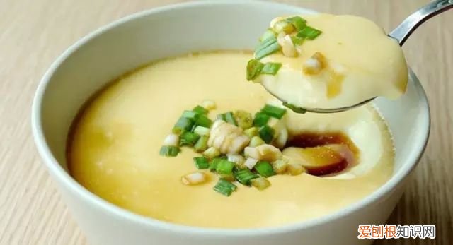 蒸鸡蛋羹的做法 三招教你蒸出嫩滑的鸡蛋羹