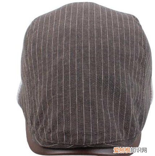 男士鸭舌帽怎样戴才好看 男生如何选择合适的帽子
