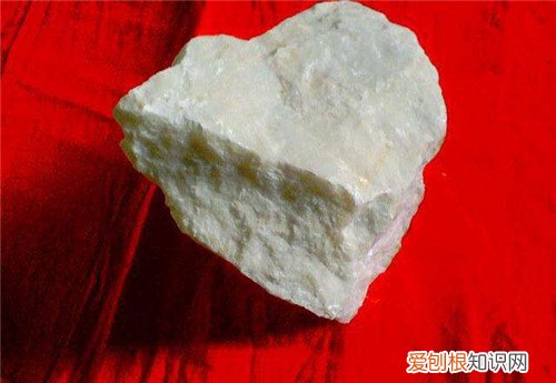 方解石价格很贵吗 除了建材居然还有这么多功效