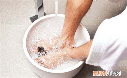 脚垫怎么治疗有效 6种方法教你完美治疗各种脚垫