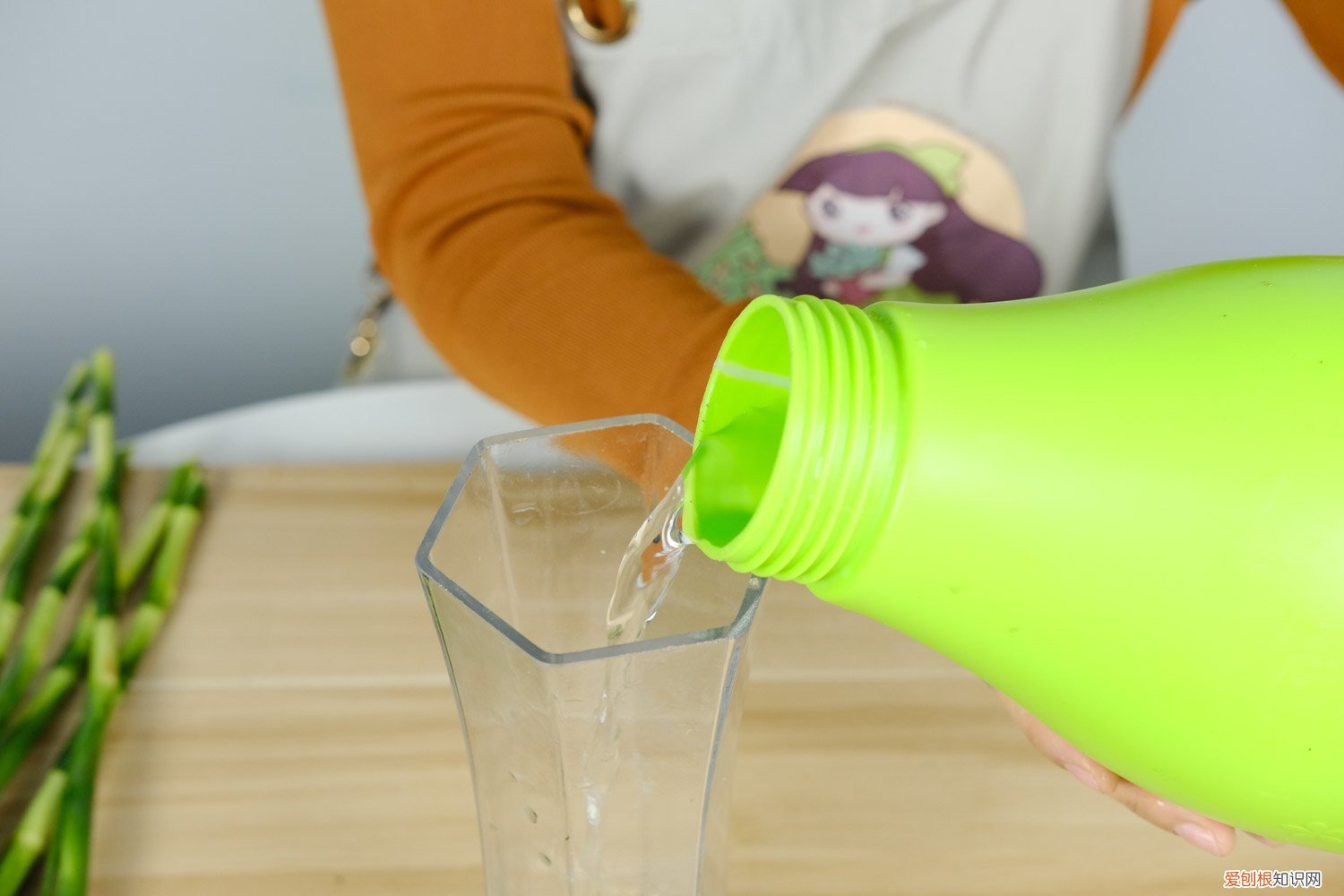 养两瓶富贵竹每瓶放几颗 富贵竹一个瓶子放几根