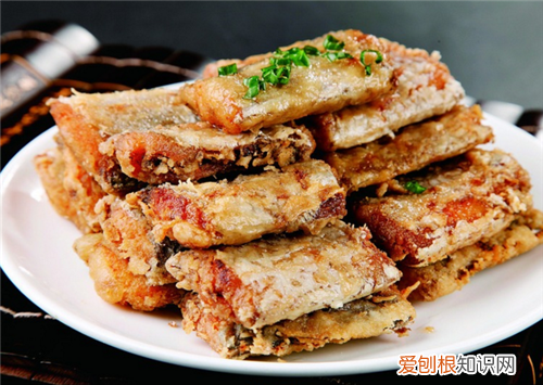 怎样炸带鱼好吃 女人常吃带鱼有什么好处