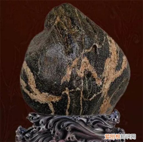 泰山石的摆放竟大有讲究 一不小心摆错就会惹祸