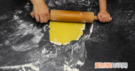 麻叶怎么做好吃，炸麻叶的正确和面方法怎么炸萝卜完子放鸡蛋吗