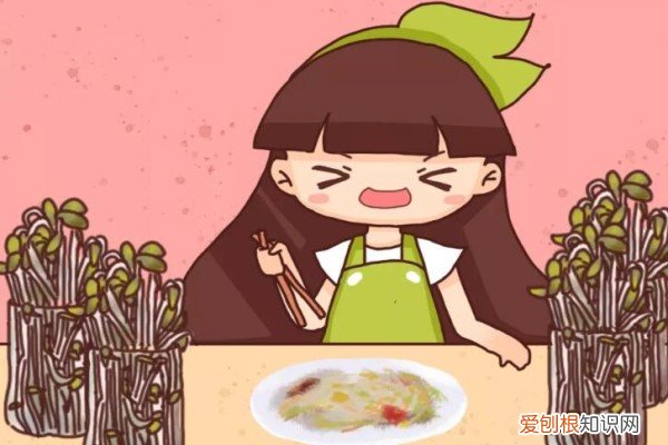 怎么在瓶子里生豆芽 一把豆子撒瓶里,长出豆芽把瓶子都撑爆了,全家吃3天还吃不完!