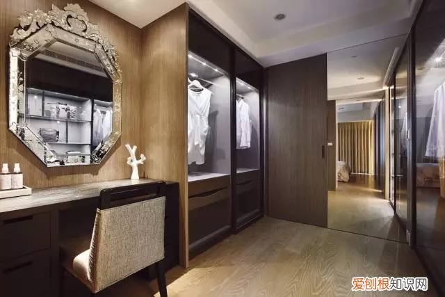 原来敞开式衣柜好处这么多，后悔现在才知道~，衣柜需要敞开通风吗