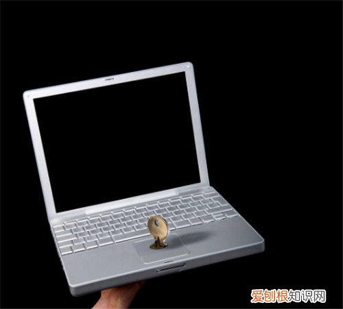 笔记本开机后黑屏怎么办 笔记本开机黑屏的解决方法