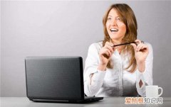 电脑重启黑屏怎么办电脑重启后黑屏的解决方法