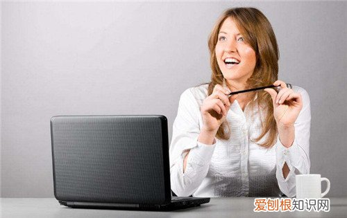 电脑重启黑屏怎么办电脑重启后黑屏的解决方法