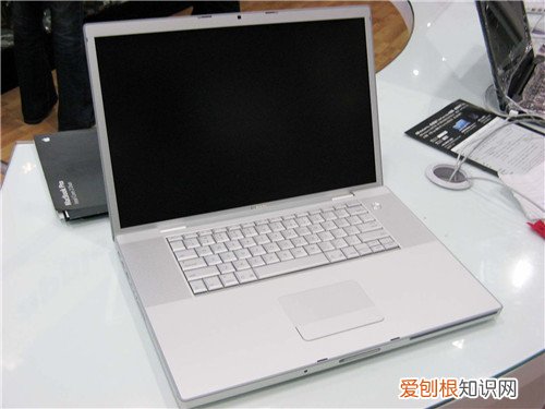 电脑黑屏维修多少钱电脑开机后黑屏怎么维修