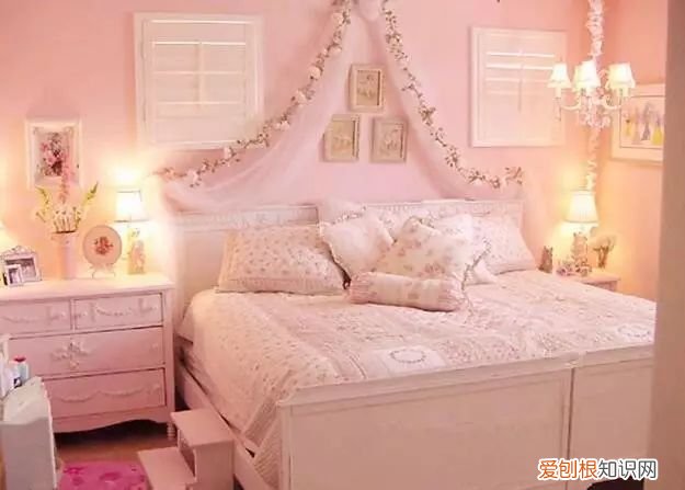 卧室墙面刷什么颜色好看?这5种色彩为你打造温馨卧室!,卧室装修刷什么颜色好看