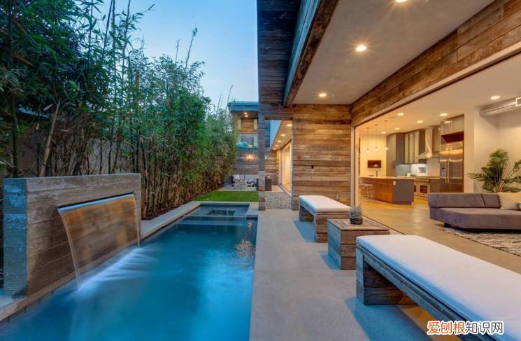 别墅最最最不能少的就是游泳池!这样的泳池来一扎!,带泳池花园的别墅