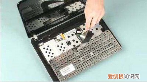 笔记本拆键盘教程笔记本键盘更换多少钱
