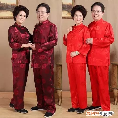 婚礼当天，新郎的母亲应该穿什么衣服，新郎的母亲应该怎么穿