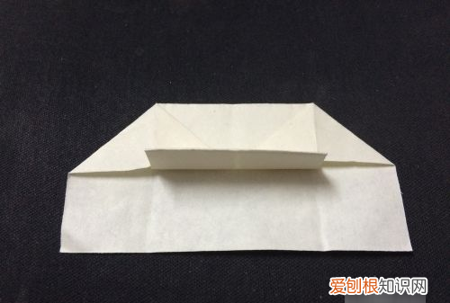 钢琴凳子的折纸方法，手工小火车制作大全图片步骤如下
