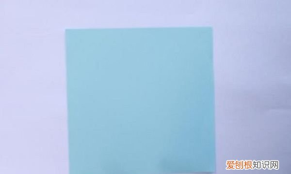 钢琴凳子的折纸方法，手工小火车制作大全图片步骤如下