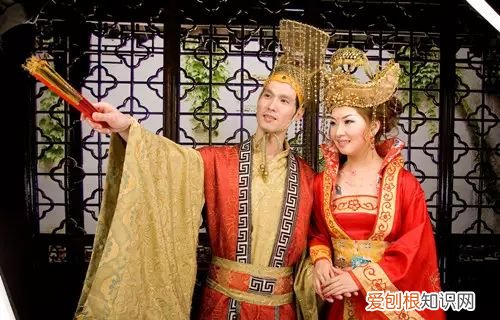1 看到古典婚纱照图片，瞬间就想去拍摄一套！，拍个性婚纱照