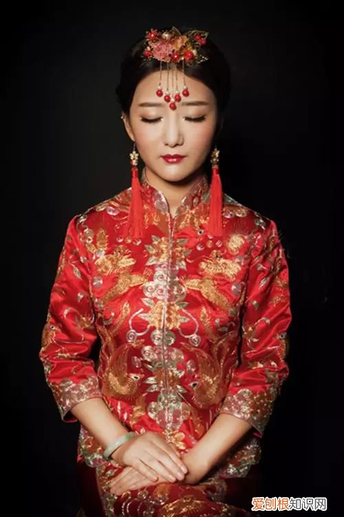 了解中式新娘妆特点，让你做一个有东方气质的新娘！，中式新娘妆面特点描述