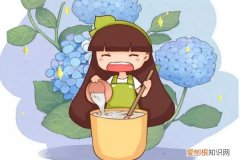 餐厨垃圾怎么做肥料做花肥 别再买肥料了，这些厨房垃圾拿来养花，疯长管不住！
