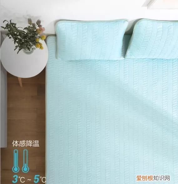 不带花边的乳胶冰丝凉席 凉而不冰的冰丝乳胶凉席