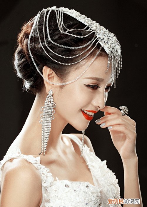 原来新娘妆这样化，可以让你如此美艳！，新娘妆慢慢化