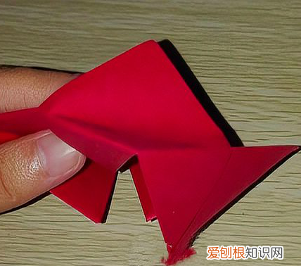 小花篮手工折纸方法，如何用纸折花篮视频