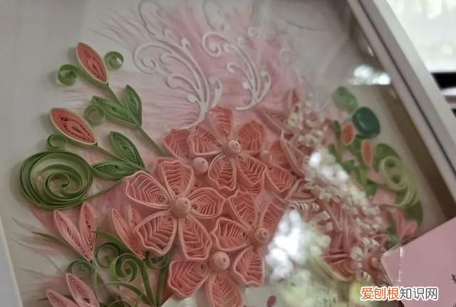 宝山这位“衍纸达人”妙“纸”生花,彩色纸条华丽变身