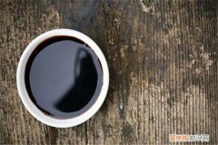 养花的神仙水是什么 养花最厉害的“神仙水”，竟然是“它”，花用了叶片油亮猛长根！