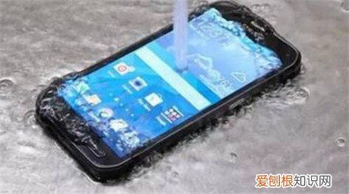 苹果手机进水怎么处理 苹果手机进水的处理方法