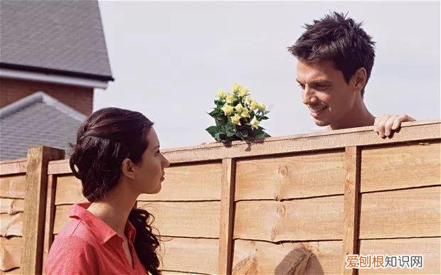 老年人种菜养花有什么好处，养花种菜原来有这么多好处 减压、减肥、扩大社交圈、防痴呆