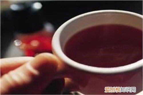 侧柏叶功效有哪些 侧柏叶六大功效与作用解析