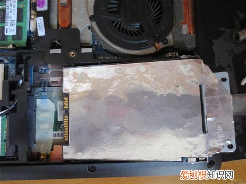 联想笔记本清灰教程 自己清灰好还是专业清灰好