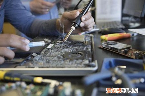 电脑工程师的工作职责 电脑工程师需具备哪些条件