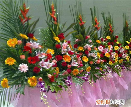 开业花篮多少钱一对 送开业花篮的三个讲究