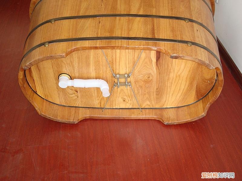 木浴盆什么材质的好 木质的浴盆该怎么购买