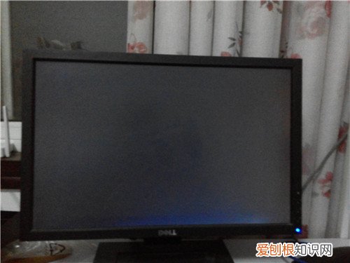 电脑开机没显示的原因显示器没信号的解决方法