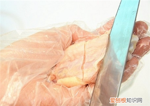 烤箱如何烤鸡翅 两种方法教你做烤鸡翅