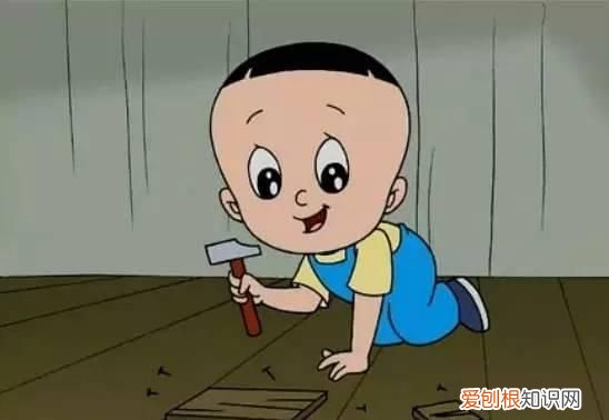 这么多年,谁注意到他们只有4个手指头