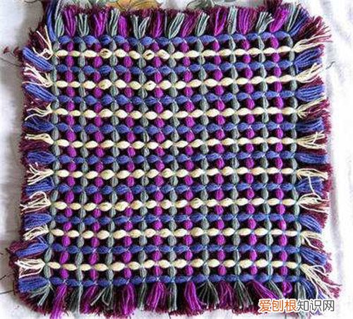 毛线编织坐垫花样编织技巧 家里多余的毛线就该这么用