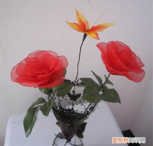 丝网花玫瑰花的做法 如何做出蓝色妖姬与烈焰玫瑰