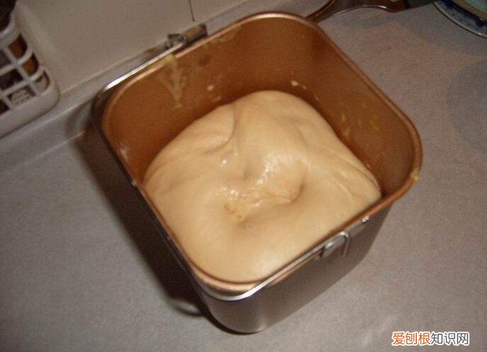 用烤箱做面包可以吗 简单的烤箱面包制作方法