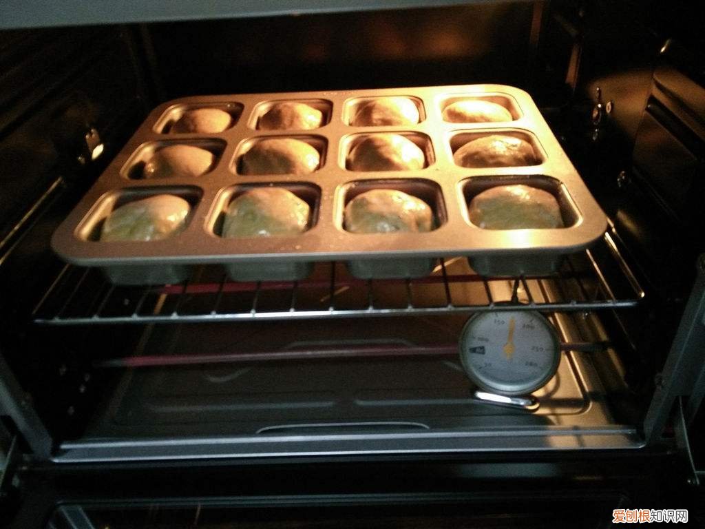 用烤箱做面包可以吗 简单的烤箱面包制作方法
