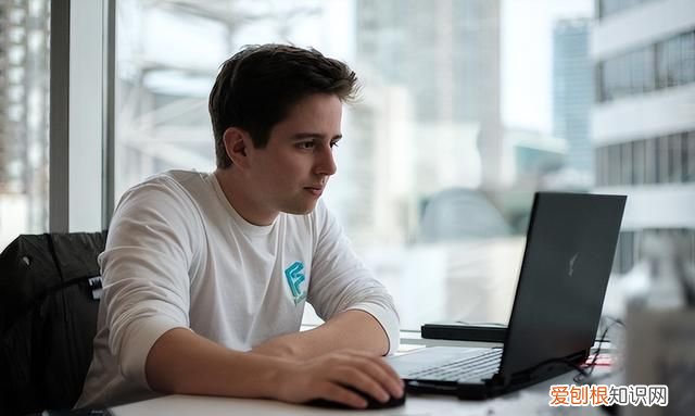 倒模3d打印 人体工程学鼠标适合玩游戏吗