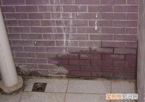 阳台墙面渗水原因 阳台墙面防水处理