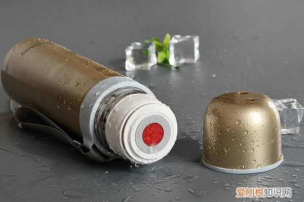 保温杯怎么去锈渍去异味 异味锈渍OUT小妙招轻松清洁