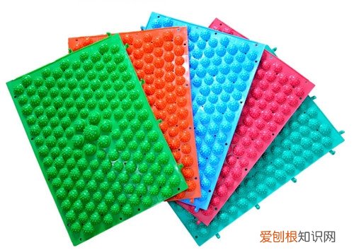 指压板有什么功效踩踏指压板的注意事项