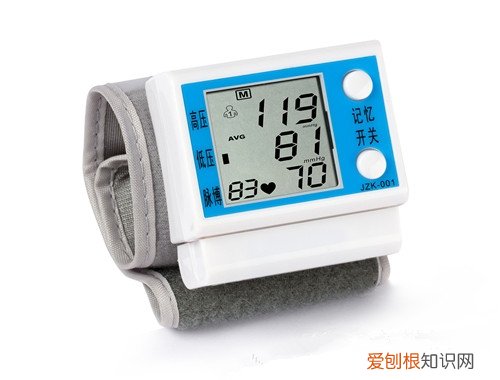 家用血糖仪怎么用 专家提醒:血糖仪虽方便但有局限