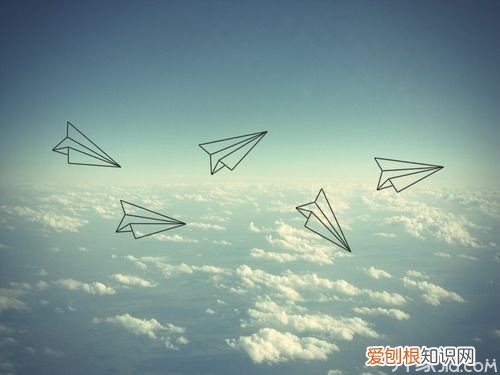 小编支招让你轻松折纸飞机回旋，用纸折回旋飞机简单