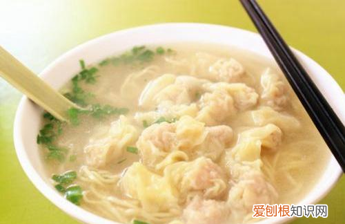 抄手和馄饨的区别，抄手和馄饨一样吗